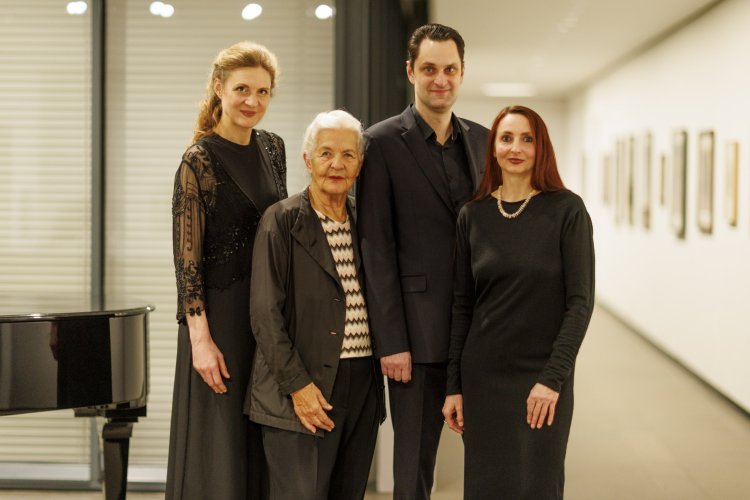 Geburtstagsfeier zum 125. Geburtstag von Elfriede Lohse-Wächtler am 4. Dezember 2024 mit Tanja Becker-Bender (Violine), Hildegard Schmahl (Lesung), Alexei Petrov (Klavier) und Katja Erfurth (Tanz)